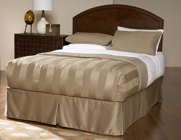 Grammercy Linens With Pillows