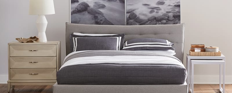 Rand Bedroom with Reeds Chest