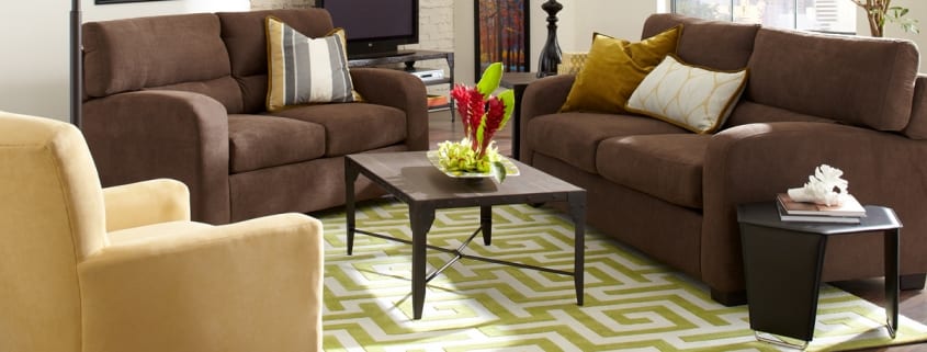 Charlie Living Room with Mackenzie and Sandler Pillow Pack