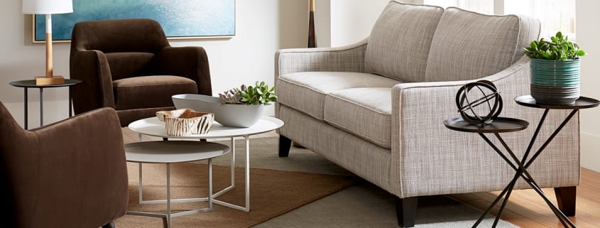 Hensley Sofa with TamTam