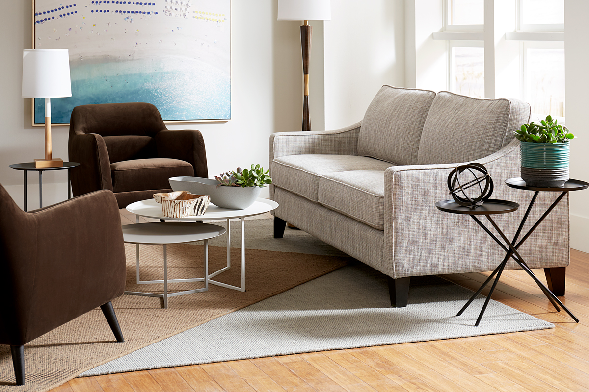 Hensley Sofa with TamTam